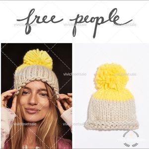 NWT✨Free People Cozy Up Color Blocked Beanie gray/yellow